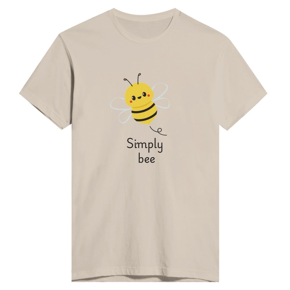 This men’s fitted t-shirt features a charming illustration of a cheerful bee, and the words ‘simply bee’ in a playful font. Available in a range of colours.